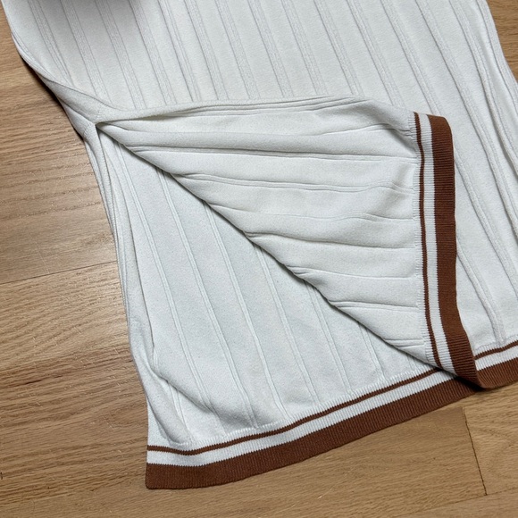 Sancia classic knit maxi dress - Picture 6 of 10